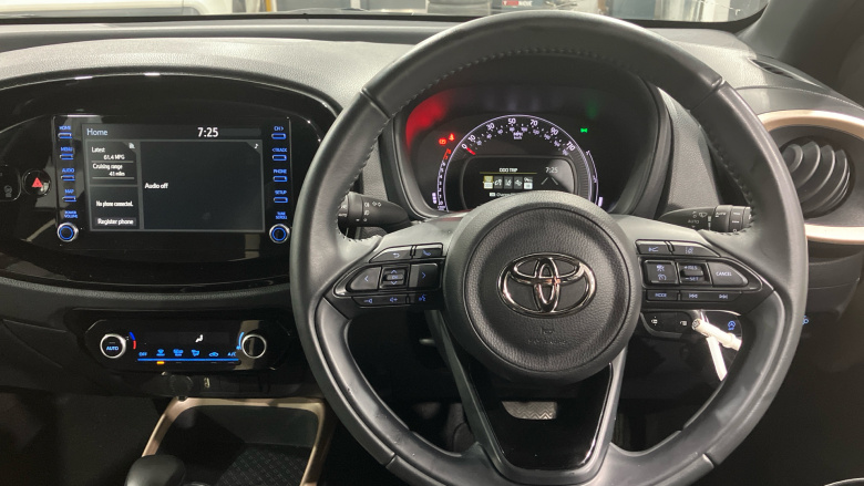 Toyota Aygo X 1.0 VVT-i Edge 5dr Auto Petrol Hatchback